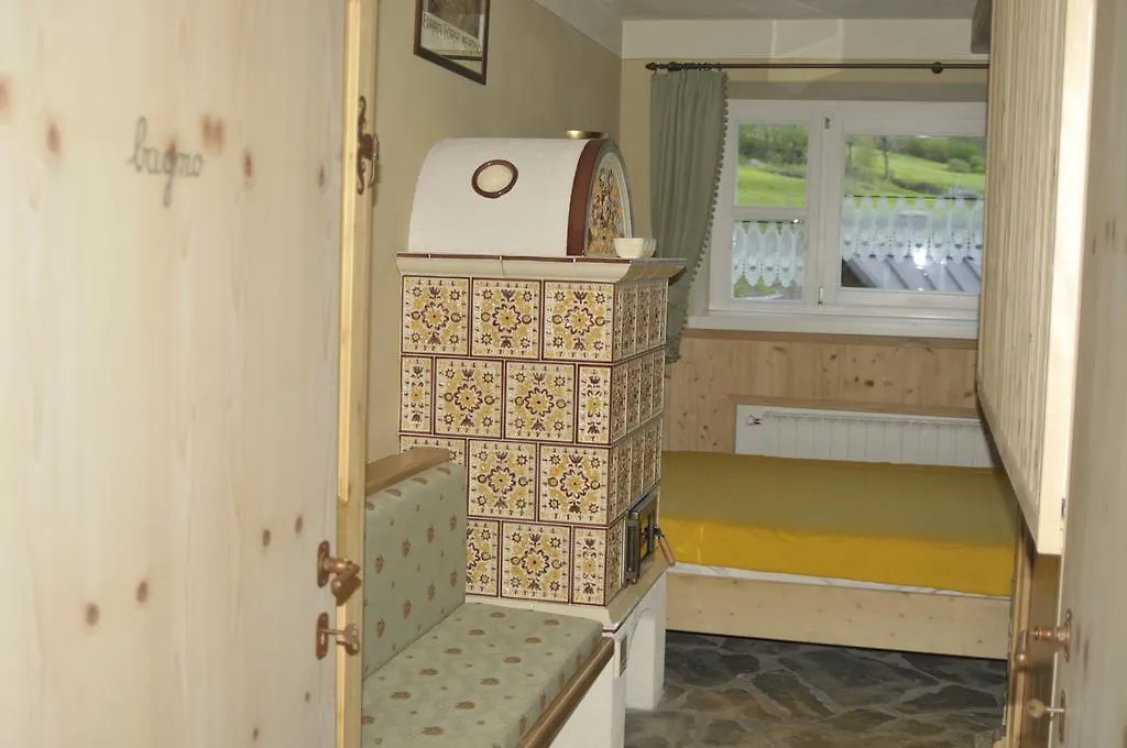 Bed and Breakfast Garni La Genziana Temù Italia